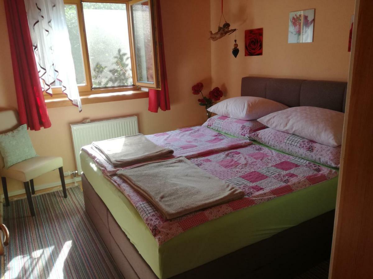 Landhaus Dora Bodensdorf Εξωτερικό φωτογραφία